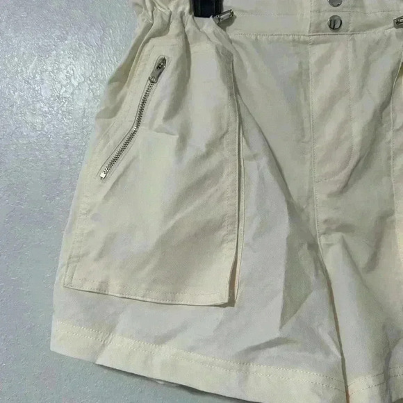 CALIA by Carrie Underwood Women Paperbag Waist Shorts Unbleached Medium WAX12303 - Picture 3 of 5